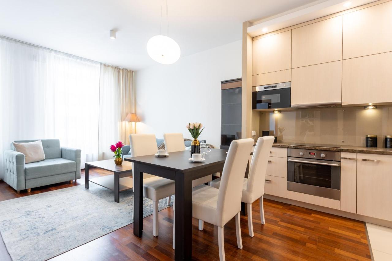 Golden Apartments Warsaw - Bright And Stylish Apartment -City Center - Stawki Varsóvia Exterior foto
