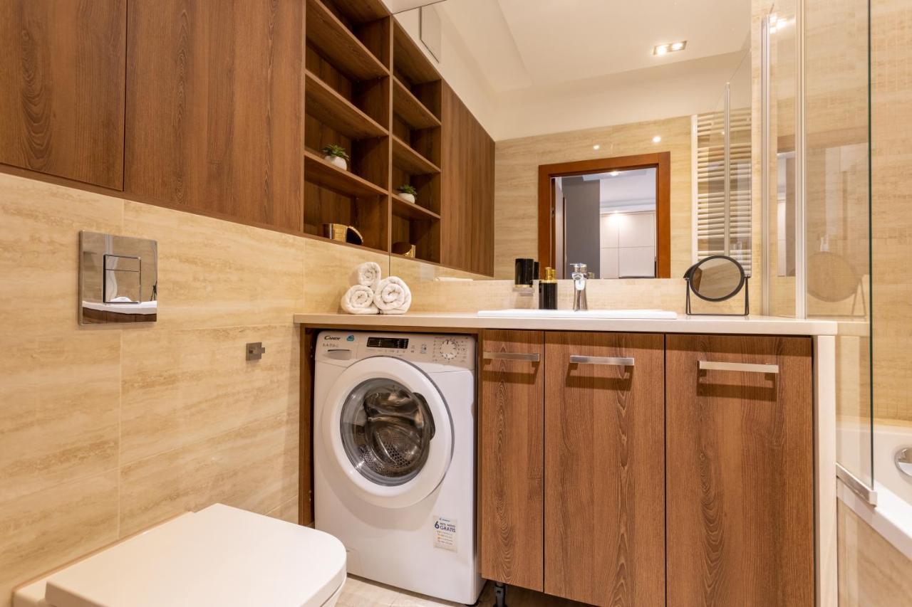 Golden Apartments Warsaw - Bright And Stylish Apartment -City Center - Stawki Varsóvia Exterior foto